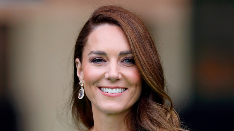 Kate Middleton souriante en gros plan