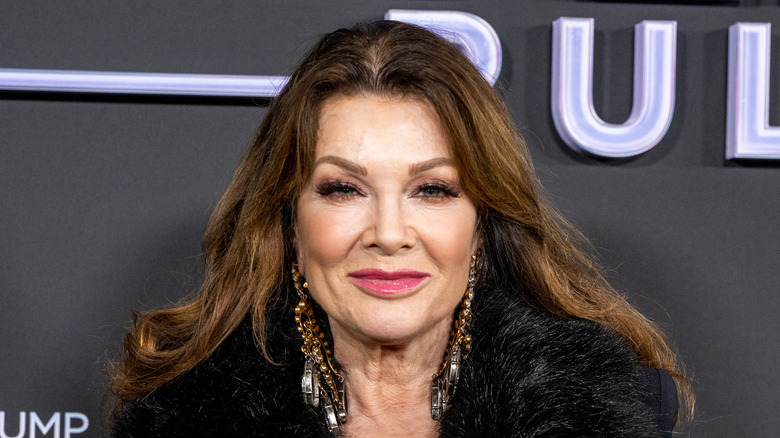 Lisa Vanderpump souriant en gros plan