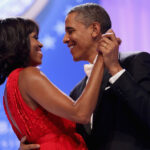 Barack et Michelle Obama dansent