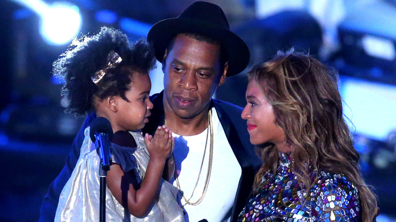 Jay-Z et Beyoncé regardent Blue Ivy