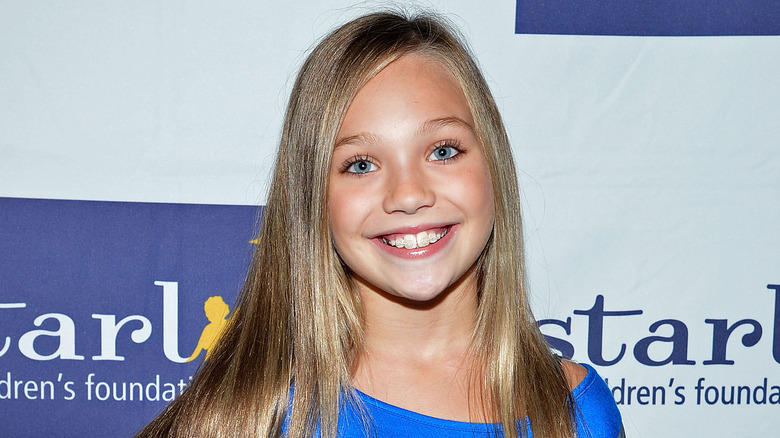 Maddie Ziegler souriante