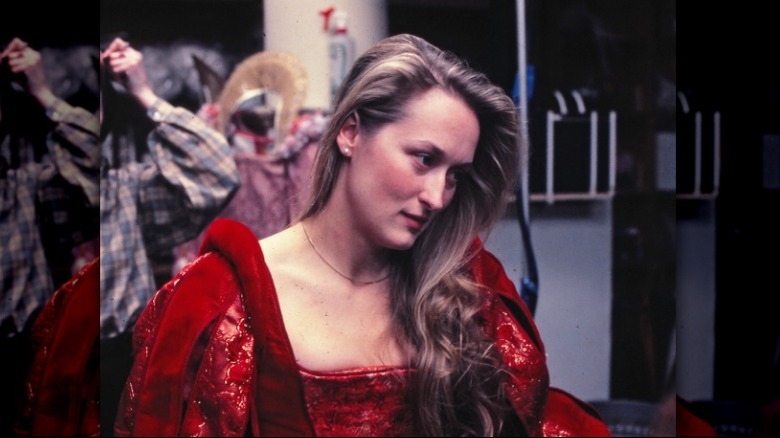 Meryl Streep en costume rouge 