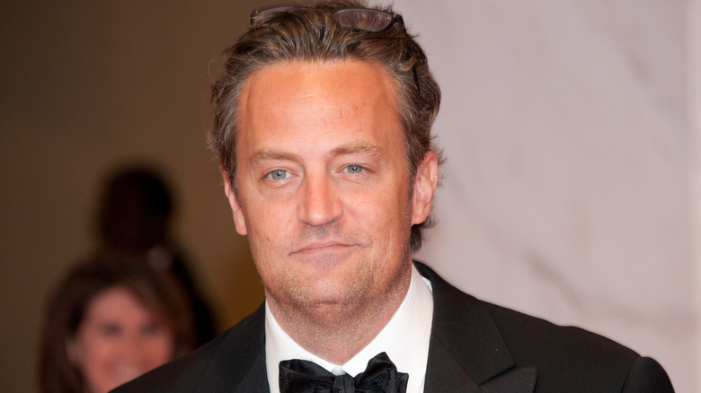 Matthew Perry souriant