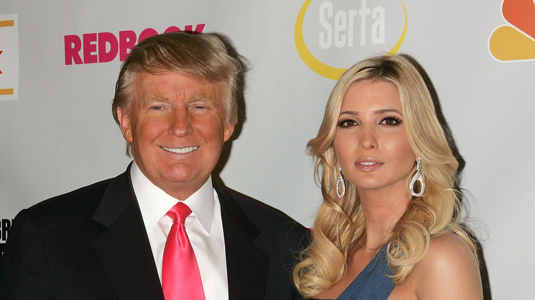 Donald Trump pose avec Ivanka