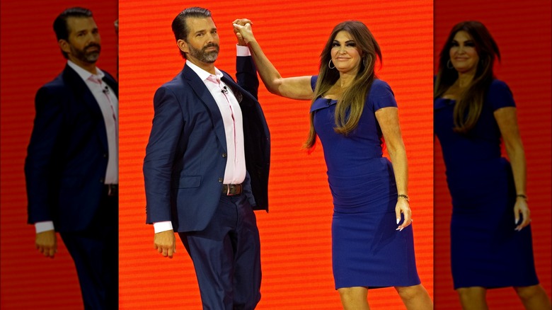 Donald Trump Jr. et Kimberly Guilfoyle se tenant la main