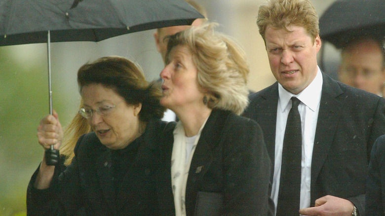 Frances Shand Kydd assiste aux funérailles de la princesse Diana