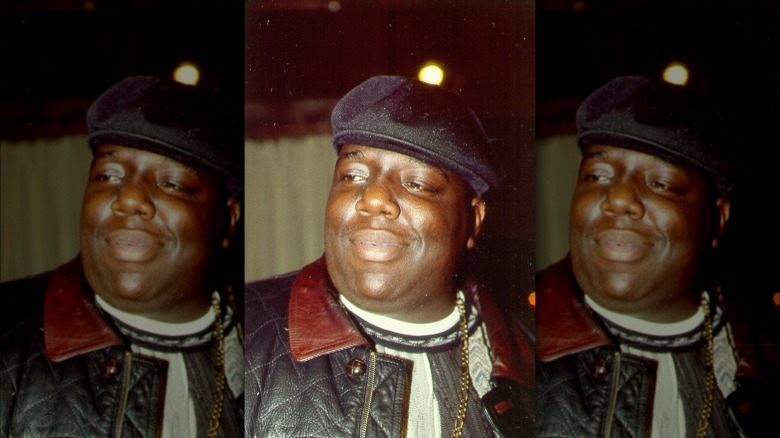 Biggie Smalls sourit