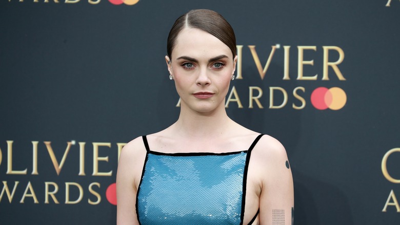 Cara Delevingne aux Olivier Awards