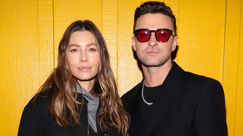 Jessica Biel et Justin Timberlake posent