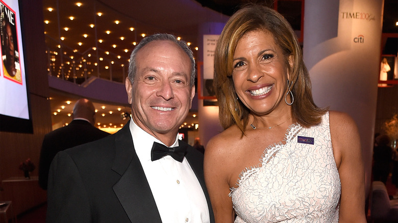 Hoda Kotb et Joel Schiffman en tenue de soirée