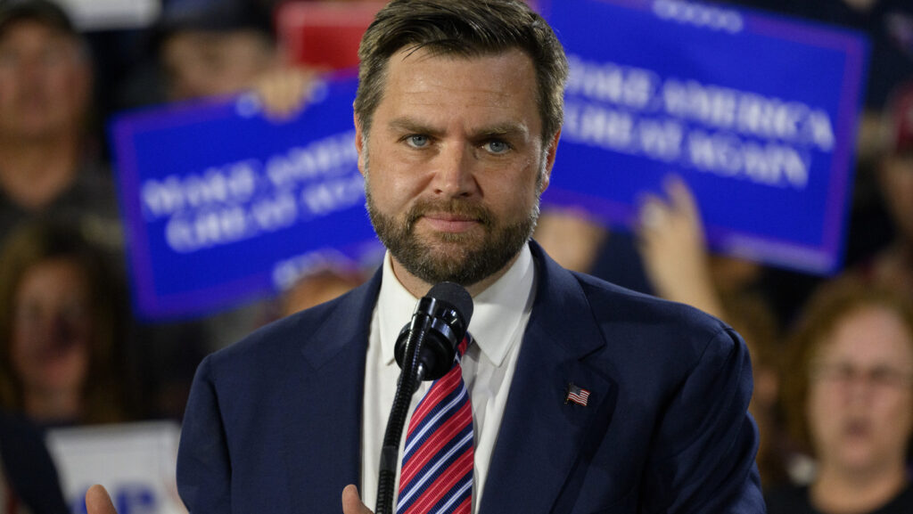 Nous voulions voir JD Vance avec les cheveux de Trump, alors nous l'avons fait (et c'est un vrai régal)