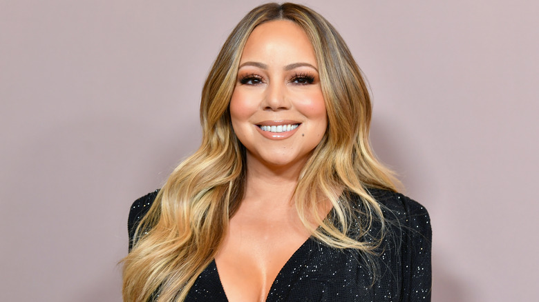 Mariah Carey souriante