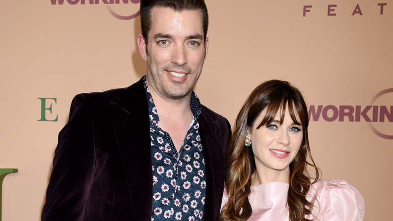 Jonathan Scott et Zooey Deschanel en tenue de soirée