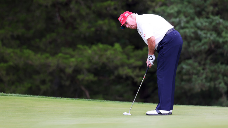 Donald Trump sur un parcours de golf