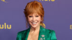 Reba McEntire ne peut pas cacher ses cheveux naturels sous une perruque bizarre des Emmy Awards 2024