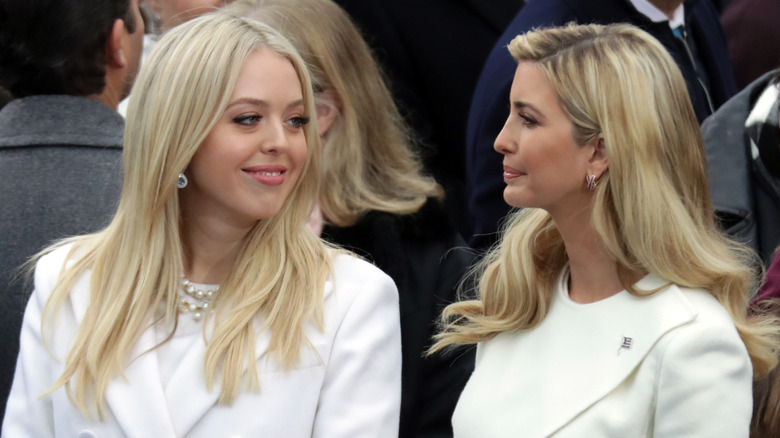 Ivanka et Tiffany à un événement politique