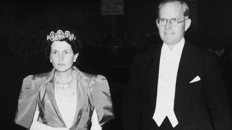 Joseph Kennedy Sr. posant avec sa femme Rose Ritzgerald