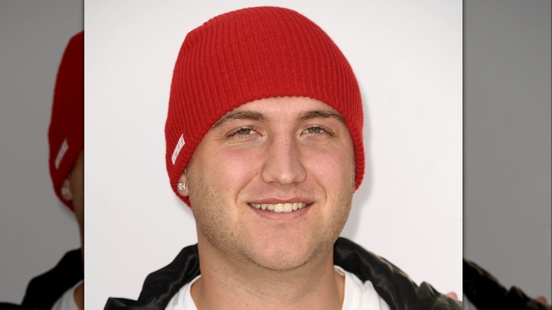 Nick Hogan pose pour une photo