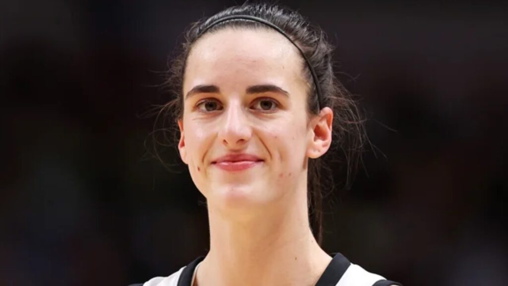 Pourquoi Caitlin Clark a un œil au beurre noir après son premier match des playoffs de la WNBA