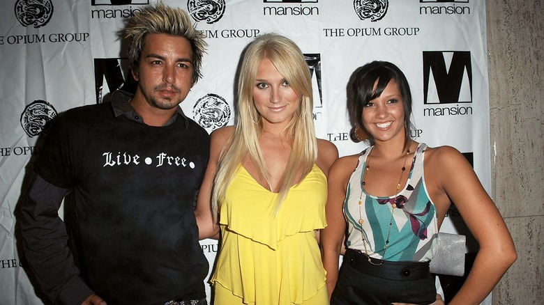 Brooke Hogan et ses amis lors de la première de la série en 2008