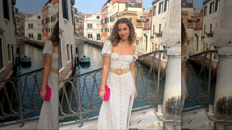 Gia Duddy tout sourire à Venise