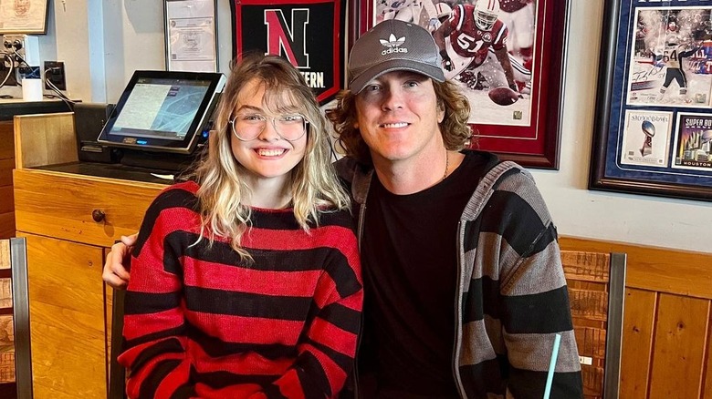 Larry et Dannielynn Birkhead dans un restaurant