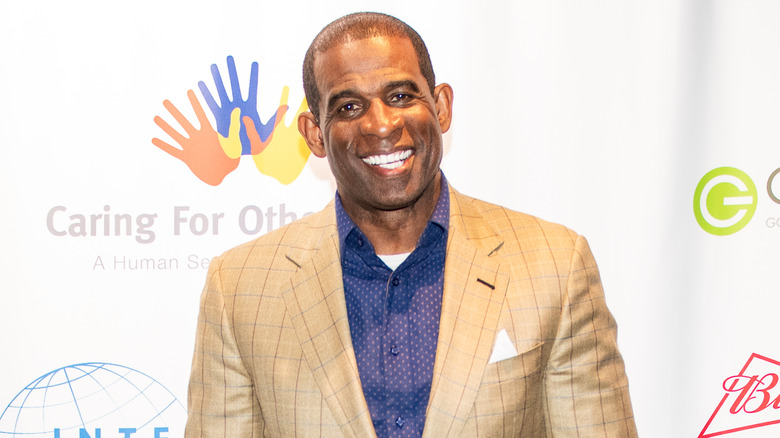 Deion Sanders sur le tapis rouge