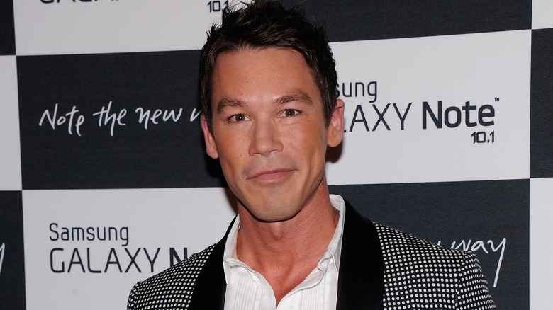 David Bromstad sur le tapis rouge