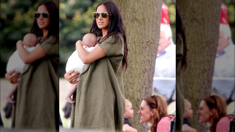 Meghan et Kate avec leurs fils