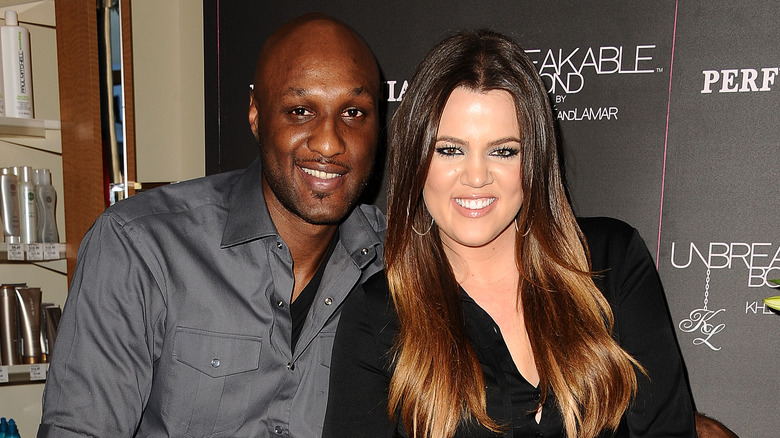 Lamar Odom et Khloe Kardashian posent ensemble à Perfumania