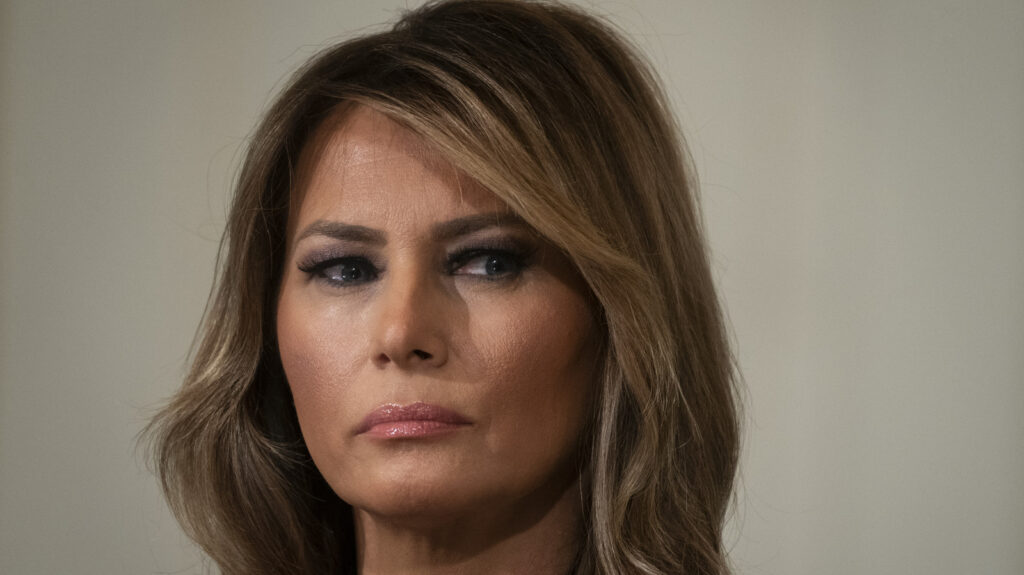 C'est le plus proche que nous ayons vu Melania Trump sans maquillage