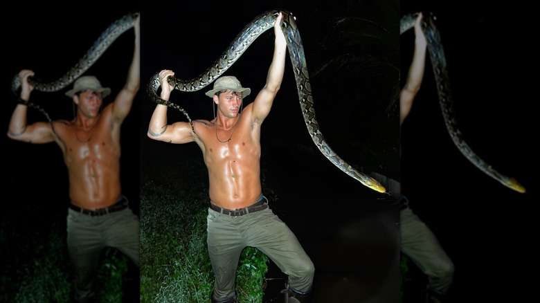 Rob Rausch avec un serpent