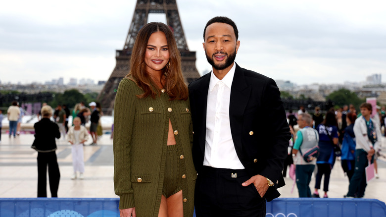 Chrissy Teigen et John Legend aux JO de Paris