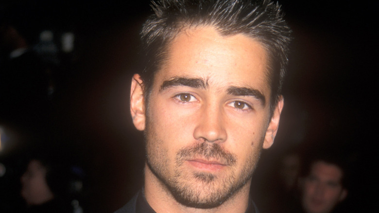 Colin Farrell posant en 2000