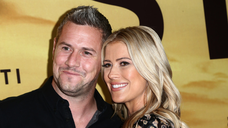 Christina Hall et Ant Anstead posent