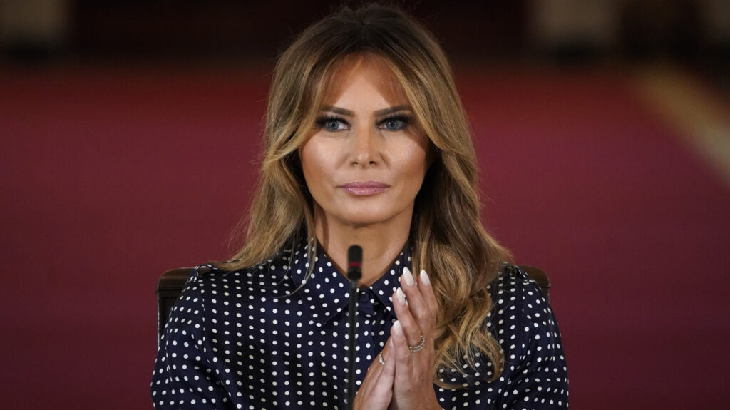 Les mystérieuses opinions politiques de Melania Trump expliquées