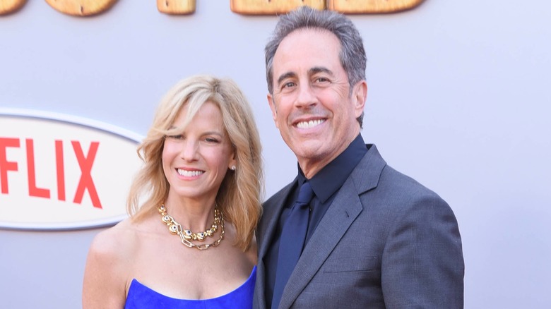 Jessica et Jerry Seinfeld souriants