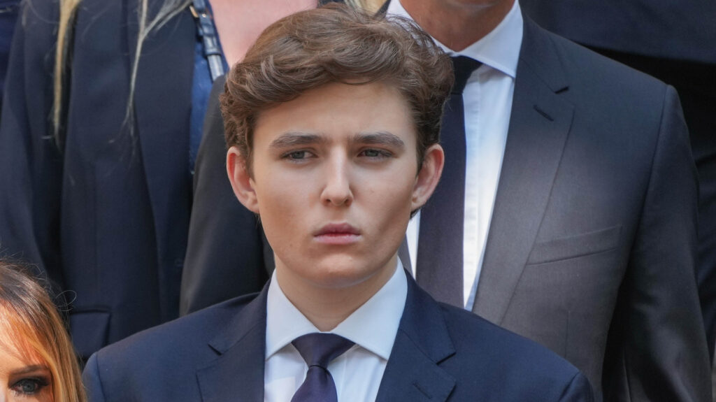 L'ex présumé de Barron Trump a donné une excuse classique pour expliquer leur séparation