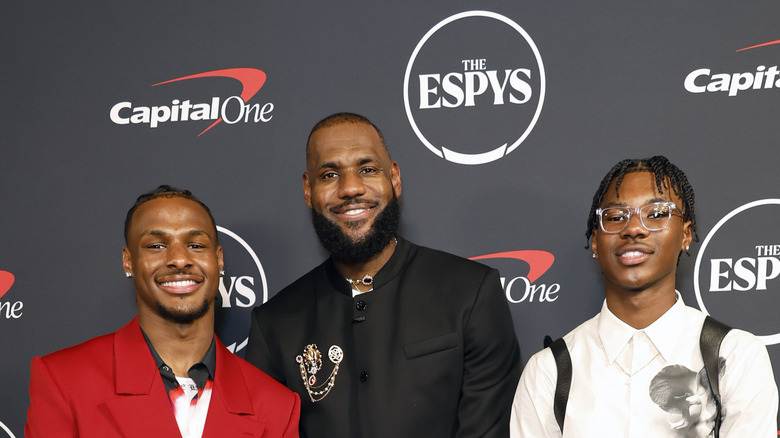 Lebron James avec ses fils Bronny et Bryce