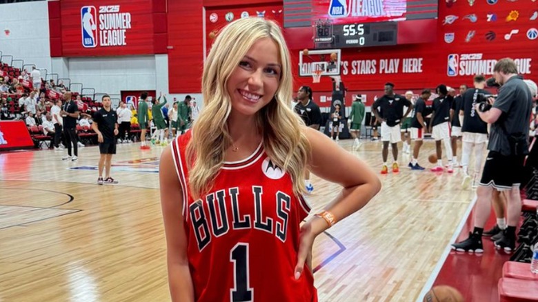 Chemise Katie Feeney des Chicago Bulls