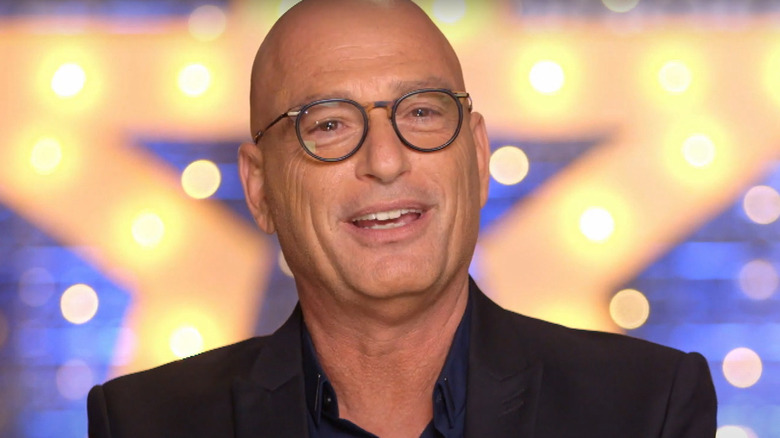 Howie Mandel expliquant