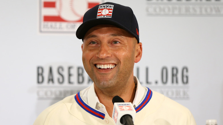 Derek Jeter souriant