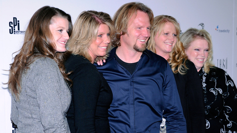 Casting de Sister Wives posant