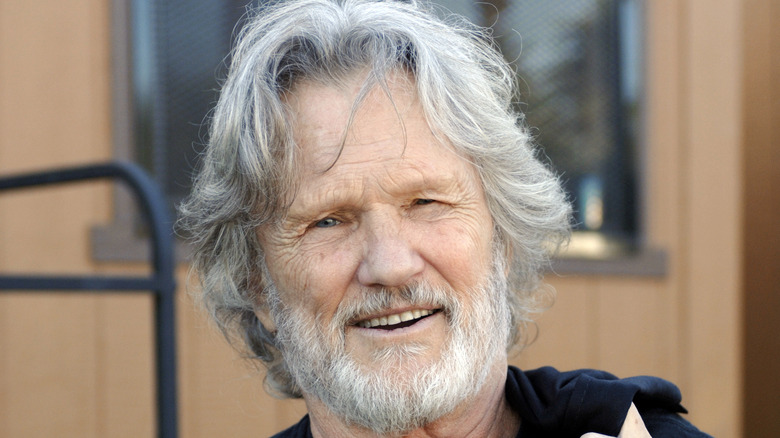 Kris Kristofferson posant en 2007