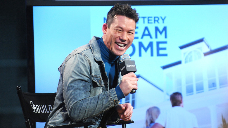 David Bromstad souriant