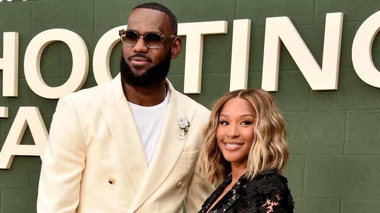 LeBron et Savannah James à la première de Shooting Stars