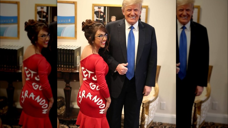 Lauren Boebert pose en robe Let's Go Brandon avec Donald Trump