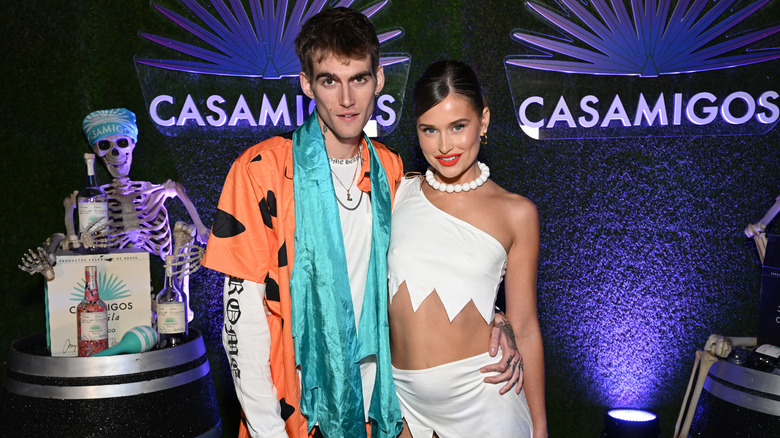 Presley Gerber et Lexi Wood assistent à la fête d'Halloween de Casamigos