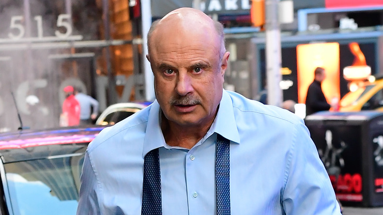 Le Dr Phil sort du tournage de 