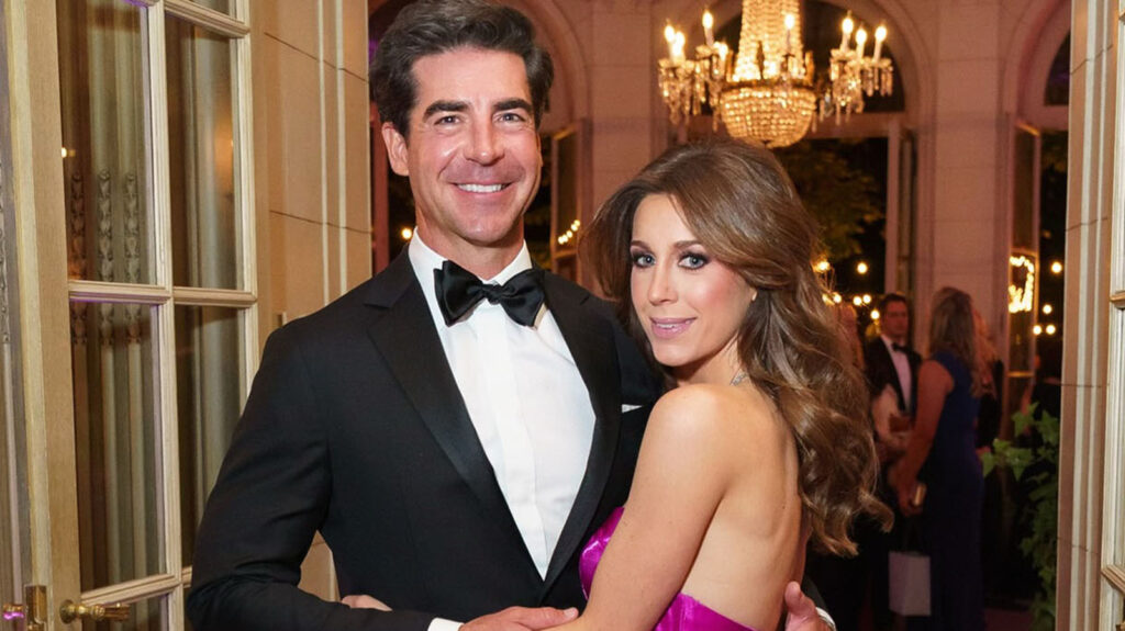 La séance photo glamour de Jesse Watters avec sa femme Emma lui explose au visage